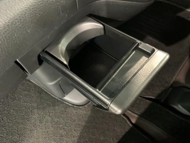 N-BOXカスタム G・Lホンダセンシング 最長5年保証 禁煙 ワンオーナー ナビ TV Rカメラ BTオ-ディオ ドラレコETC LEDライト VSA クルコン アルミ スマ-トキ- スペアキ- 盗難防止装置 整備記録簿 ベンチシ-ト ABS(30枚目)