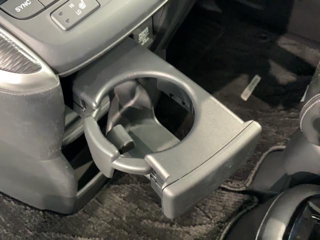 ステップワゴンスパーダ スパーダハイブリッドG・EXホンダセンシング 最長5年保証 ワンオーナー ナビVXU-187SWi TV Rカメラ マルチビュー CD録音 BTオ-ディオ DVD ETC LEDライト VSA 両側電動ドア シートヒーター クルコン フォグ 禁煙(27枚目)