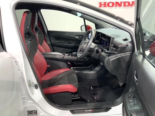 オーラ ニスモ 2ト-ン 最長5年保証 ワンオーナー 純正ナビ TV Rカメラ マルチビュー BTオ-ディオ ドラレコ 衝突軽減B ETC LEDライト 横滑り防止 クルコン アルミ フォグ スマートキー AAC(18枚目)