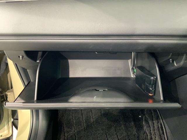 ヴェゼル e:HEVX HondaSENSING 禁煙 最長5年保証 ワンオ-ナ- 純正ナビTV Rカメラ BTオ-ディオ ETC LEDライト VSA クルコン アルミ スマ-トキ- スペアキ- 盗難防止装置 整備記録簿(26枚目)