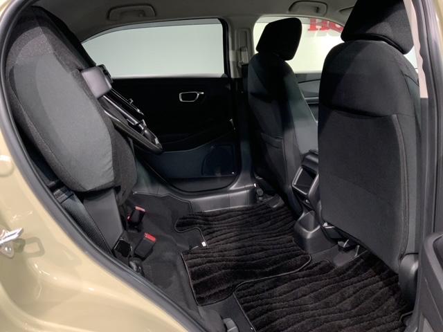 ヴェゼル e:HEVX HondaSENSING 禁煙 最長5年保証 ワンオ-ナ- 純正ナビTV Rカメラ BTオ-ディオ ETC LEDライト VSA クルコン アルミ スマ-トキ- スペアキ- 盗難防止装置 整備記録簿(34枚目)