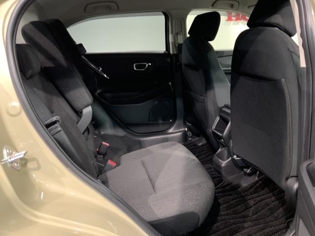 ヴェゼル e:HEVX HondaSENSING 禁煙 最長5年保証 ワンオ-ナ- 純正ナビTV Rカメラ BTオ-ディオ ETC LEDライト VSA クルコン アルミ スマ-トキ- スペアキ- 盗難防止装置 整備記録簿(35枚目)