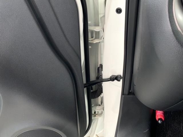 ジューク 15RXタイプV 禁煙 1年保証 ナビ TV Rカメラ CD録音 BTオ-ディオ DVD ドラレコ ETC スマ-トキ- 盗難防止装置 整備記録簿 AAC スペアキ- ドアバイザ- Wエアバッグ 助手席エアバッグ(39枚目)