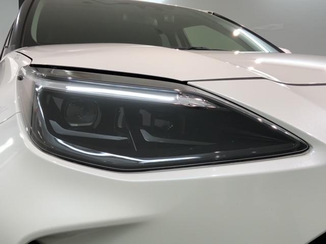 ヤリスクロス ハイブリッドＺ　禁煙　ワンオーナー　純正ナビ　ＴＶ　Ｒカメラ　マルチビュー　ＢＴオ－ディオ　ドラレコ　衝突軽減Ｂ　ＥＴＣ　ＬＥＤライト　横滑り防止　シートヒーター　クルコン　アルミ　スマートキー　盗難防止装置（6枚目）