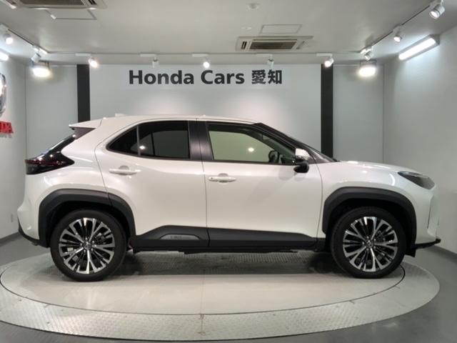 ヤリスクロス ハイブリッドＺ　禁煙　ワンオーナー　純正ナビ　ＴＶ　Ｒカメラ　マルチビュー　ＢＴオ－ディオ　ドラレコ　衝突軽減Ｂ　ＥＴＣ　ＬＥＤライト　横滑り防止　シートヒーター　クルコン　アルミ　スマートキー　盗難防止装置（51枚目）