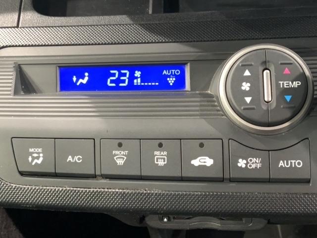 フリード Ｇプレミアムエディション　１年保証　ワンオ－ナ－　ナビＶＸＭ－１６５ＶＦｉ　ＴＶ　Ｒカメラ　ＣＤ録音　ＤＶＤ　ＥＴＣ　ＨＩＤ　両側電動ドア　ＶＳＡ　クルコン　スマ－トキ－　盗難防止装置　整備記録簿　ＡＡＣ　スペアキ－　Ｂカメラ（9枚目）