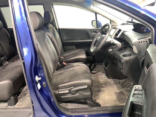 フリード Ｇプレミアムエディション　１年保証　ワンオ－ナ－　ナビＶＸＭ－１６５ＶＦｉ　ＴＶ　Ｒカメラ　ＣＤ録音　ＤＶＤ　ＥＴＣ　ＨＩＤ　両側電動ドア　ＶＳＡ　クルコン　スマ－トキ－　盗難防止装置　整備記録簿　ＡＡＣ　スペアキ－　Ｂカメラ（17枚目）