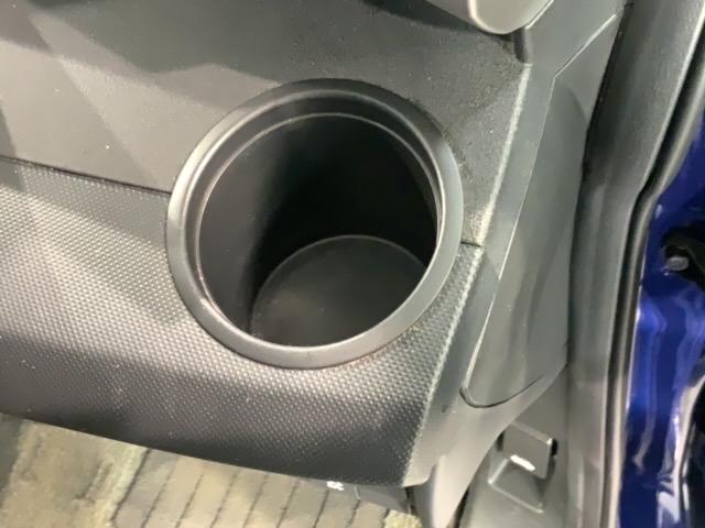 フリード Ｇプレミアムエディション　１年保証　ワンオ－ナ－　ナビＶＸＭ－１６５ＶＦｉ　ＴＶ　Ｒカメラ　ＣＤ録音　ＤＶＤ　ＥＴＣ　ＨＩＤ　両側電動ドア　ＶＳＡ　クルコン　スマ－トキ－　盗難防止装置　整備記録簿　ＡＡＣ　スペアキ－　Ｂカメラ（27枚目）