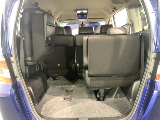 フリード Ｇプレミアムエディション　１年保証　ワンオ－ナ－　ナビＶＸＭ－１６５ＶＦｉ　ＴＶ　Ｒカメラ　ＣＤ録音　ＤＶＤ　ＥＴＣ　ＨＩＤ　両側電動ドア　ＶＳＡ　クルコン　スマ－トキ－　盗難防止装置　整備記録簿　ＡＡＣ　スペアキ－　Ｂカメラ（36枚目）