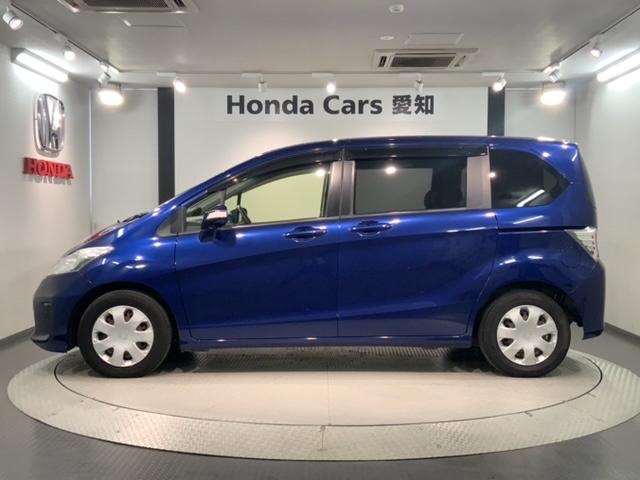 フリード Ｇプレミアムエディション　１年保証　ワンオ－ナ－　ナビＶＸＭ－１６５ＶＦｉ　ＴＶ　Ｒカメラ　ＣＤ録音　ＤＶＤ　ＥＴＣ　ＨＩＤ　両側電動ドア　ＶＳＡ　クルコン　スマ－トキ－　盗難防止装置　整備記録簿　ＡＡＣ　スペアキ－　Ｂカメラ（47枚目）