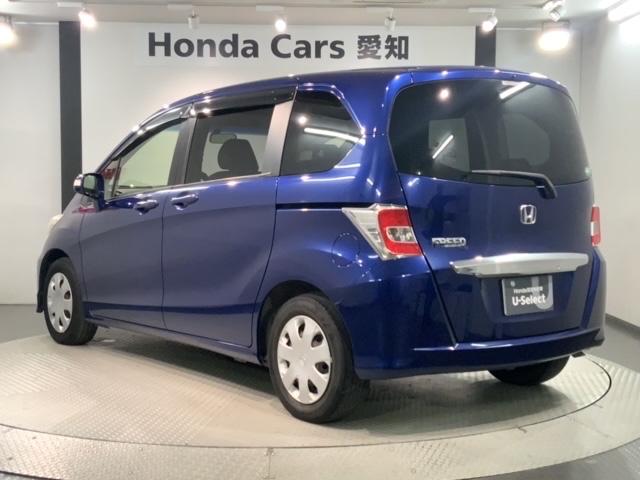 フリード Ｇプレミアムエディション　１年保証　ワンオ－ナ－　ナビＶＸＭ－１６５ＶＦｉ　ＴＶ　Ｒカメラ　ＣＤ録音　ＤＶＤ　ＥＴＣ　ＨＩＤ　両側電動ドア　ＶＳＡ　クルコン　スマ－トキ－　盗難防止装置　整備記録簿　ＡＡＣ　スペアキ－　Ｂカメラ（48枚目）