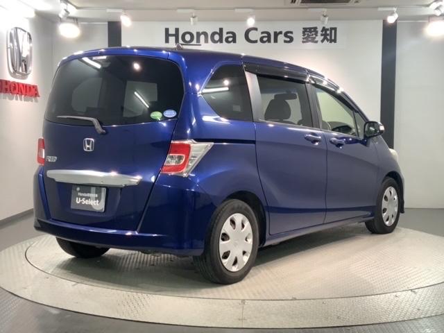 フリード Ｇプレミアムエディション　１年保証　ワンオ－ナ－　ナビＶＸＭ－１６５ＶＦｉ　ＴＶ　Ｒカメラ　ＣＤ録音　ＤＶＤ　ＥＴＣ　ＨＩＤ　両側電動ドア　ＶＳＡ　クルコン　スマ－トキ－　盗難防止装置　整備記録簿　ＡＡＣ　スペアキ－　Ｂカメラ（50枚目）