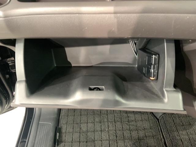 フリードハイブリッド ハイブリッド・Ｇホンダセンシング　禁煙　ワンオ－ナ－　ナビＶＸＭ－２１４ＶＦｉ　ＴＶ　Ｒカメラ　ＣＤ録音　ＢＴオ－ディオ　ＤＶＤ　ＥＴＣ　ＬＥＤライト　両側電動ドア　ＶＳＡ　シ－トヒ－タ－　クルコン　スマ－トキ－　盗難防止装置（26枚目）