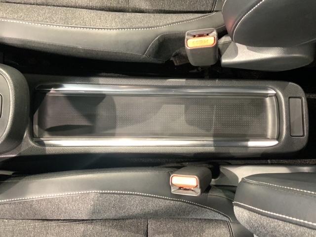 フィット ホーム　ＨｏｎｄａＳＥＮＳＩＮＧ　禁煙　最長５年保証　ナビＶＸＭ－２０５ＶＦＥｉ　ＴＶ　Ｒカメラ　ＢＴオ－ディオ　ＤＶＤ　ＥＴＣ　ＬＥＤライト　ＶＳＡ　クルコン　スマートキー　盗難防止装置　整備記録簿　ＡＢＳ（30枚目）