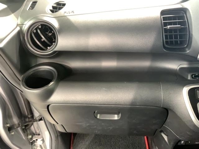 Ｎ－ＢＯＸ ＧＳＳパッケージ　禁煙　あんしんＰＫＧ　１年保証　ナビＴＶ　Ｒカメラ　ＣＤ録音　ＢＴオ－ディオ　ＤＶＤ　シ－トヒ－タ－　ＥＴＣ　ＨＩＤ　両側電動ドア　ＶＳＡ　スマ－トキ－　スペアキ－　盗難防止装置　ドアバイザ－（27枚目）