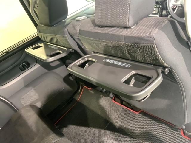 Ｎ－ＢＯＸ ＧＳＳパッケージ　禁煙　あんしんＰＫＧ　１年保証　ナビＴＶ　Ｒカメラ　ＣＤ録音　ＢＴオ－ディオ　ＤＶＤ　シ－トヒ－タ－　ＥＴＣ　ＨＩＤ　両側電動ドア　ＶＳＡ　スマ－トキ－　スペアキ－　盗難防止装置　ドアバイザ－（30枚目）