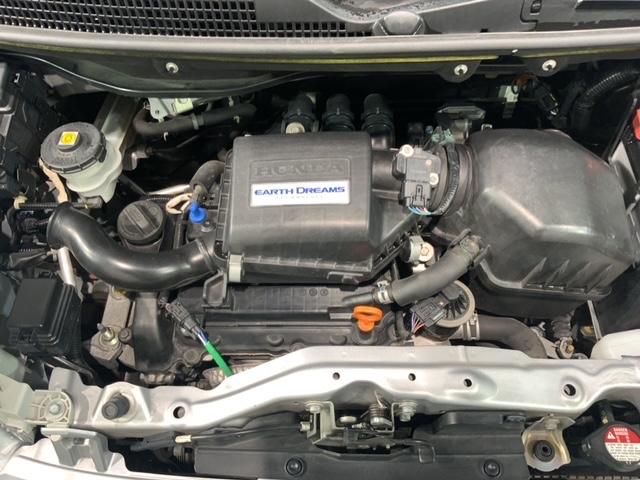 Ｎ－ＢＯＸ ＧＳＳパッケージ　禁煙　あんしんＰＫＧ　１年保証　ナビＴＶ　Ｒカメラ　ＣＤ録音　ＢＴオ－ディオ　ＤＶＤ　シ－トヒ－タ－　ＥＴＣ　ＨＩＤ　両側電動ドア　ＶＳＡ　スマ－トキ－　スペアキ－　盗難防止装置　ドアバイザ－（44枚目）