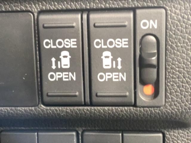 フリードハイブリッド ハイブリッド・Ｇホンダセンシング　最長５年保証　ワンオーナー　ナビＶＸＭ－２１７ＶＦＮｉ　ＴＶ　Ｒカメラ　ＣＤ録音　ＢＴオ－ディオＤＶＤ　ＥＴＣ　ＬＥＤライト　両側電動ドア　ＶＳＡ　シ－トヒ－タ－　クルコン　アルミ　スマ－トキ－ＡＡＣ（13枚目）