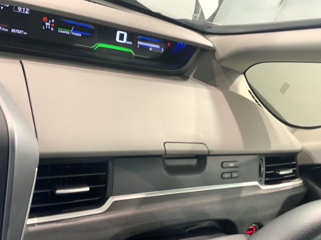 フリードハイブリッド ハイブリッド・Ｇホンダセンシング　最長５年保証　ワンオーナー　ナビＶＸＭ－２１７ＶＦＮｉ　ＴＶ　Ｒカメラ　ＣＤ録音　ＢＴオ－ディオＤＶＤ　ＥＴＣ　ＬＥＤライト　両側電動ドア　ＶＳＡ　シ－トヒ－タ－　クルコン　アルミ　スマ－トキ－ＡＡＣ（24枚目）