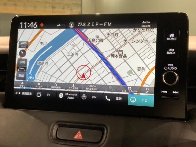 ヴェゼル ｅ：ＨＥＶＺ　ＨｏｎｄａＳＥＮＳＩＮＧ　禁煙　最長５年保証　ワンオ－ナ－　純正ナビＴＶ　Ｒカメラ　ＢＴオ－ディオ　ＥＴＣ　ＬＥＤライト　ＶＳＡ　シ－トヒ－タ－　アルミ　スマ－トキ－　スペアキ－　盗難防止装置　ＬＤＡ（6枚目）