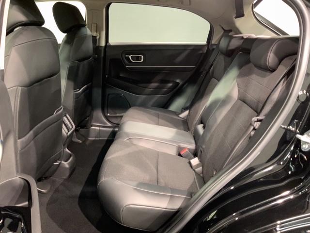 ヴェゼル ｅ：ＨＥＶＺ　ＨｏｎｄａＳＥＮＳＩＮＧ　禁煙　最長５年保証　ワンオ－ナ－　純正ナビＴＶ　Ｒカメラ　ＢＴオ－ディオ　ＥＴＣ　ＬＥＤライト　ＶＳＡ　シ－トヒ－タ－　アルミ　スマ－トキ－　スペアキ－　盗難防止装置　ＬＤＡ（31枚目）