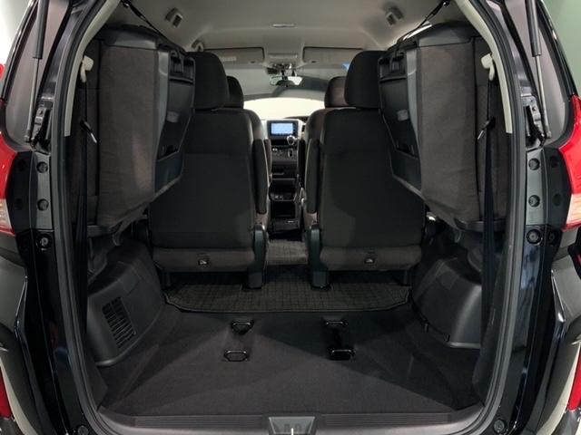 �R��ڃV�[�g�𒵂ˏグ��΃��Q�b�W�X�y�[�X���X�ɍL���g���܂��B