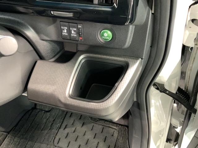 ステップワゴンスパーダ スパーダホンダセンシング　最長５年保証　ワンオーナー　ナビＶＸＭ－２１７ＶＦＮｉ　ＴＶ　Ｒカメラ　ＣＤ録音　ＢＴオ－ディオ　ＤＶＤ　ＥＴＣ　ＬＥＤライト　ＶＳＡ　両側電動ドア　クルコン　アルミ　フォグ　ＡＡＣ（29枚目）