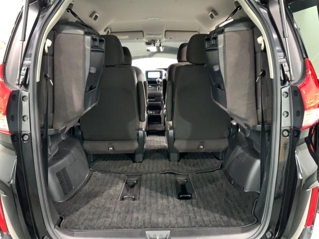 �R��ڃV�[�g�𒵂ˏグ��΃��Q�b�W�X�y�[�X���X�ɍL���g���܂��B