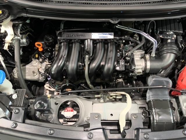 ���Џ��i���Z���^�[�ɂē��O���̃N���[�j���O�����{���Ă���܂��I