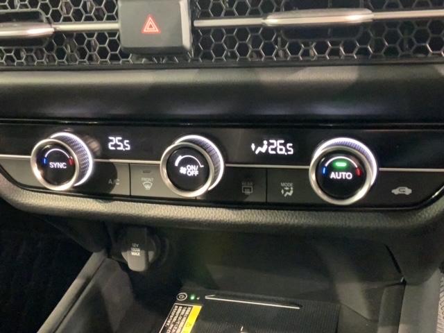 ���E�Ɨ��G�A�R���Ȃ̂ō��E�ŉ��x��ς����܂��B����҂̕������K�ł��ˁB