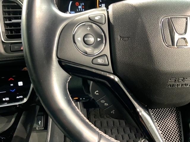 ヴェゼル ハイブリッドＺ・ホンダセンシング　禁煙　ナビＶＸＭ－２０４ＶＦｉ　ＴＶ　Ｒカメラ　ＣＤ録音　ＢＴオ－ディオ　ＤＶＤ　ＥＴＣ　ＬＥＤライト　ＶＳＡ　シ－トヒ－タ－　クルコン　アルミ　スマ－トキ－　盗難防止装置　整備記録簿　ＬＫＡＳ（10枚目）