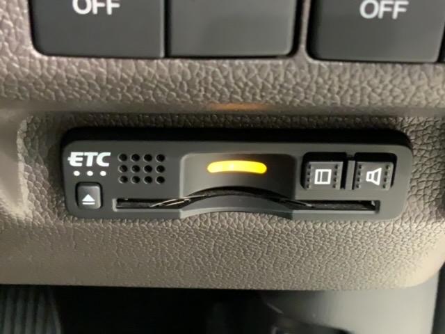 フリード＋ Ｇ・ホンダセンシング　禁煙　最長５年保証　ワンオーナー　ナビＶＸＭ－２１４ＶＦｉ　ＴＶ　Ｒカメラ　ＣＤ録音　ＢＴオ－ディオ　ＤＶＤ　ＥＴＣ　ＶＳＡ　両側電動ドア　シートヒーター　クルコン　スマートキー　盗難防止装置（12枚目）