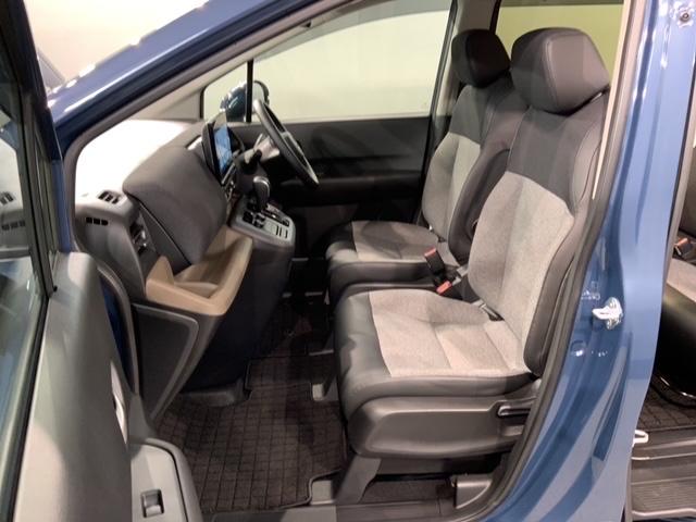 フリード エアーＥＸ　Ｈ　ＳＥＮＳＩＮＧ　新車保証　ワンオ－ナ－　ナビＬＸＭ－２４７ＶＦＬｉ　ＴＶ　Ｒカメラ　ＣＤ録音　ＢＴオ－ディオ　ＤＶＤ　ドラレコ　ＥＴＣ　ＬＥＤライト　両側電動ドア　ＶＳＡ　シ－トヒ－タ－　アルミ（30枚目）