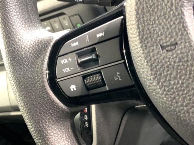Ｎ－ＢＯＸカスタム ベースグレード　ＨｏｎｄａＳＥＮＳＩＮＧ　試乗禁煙車　ワンオーナー　ナビＬＸＵ－２４２ＮＢｉ　ＴＶ　Ｒカメラ　ＣＤ録音　ＢＴオ－ディオ　ＤＶＤ　シートヒーター　ＥＴＣ　ＬＥＤライト　ＶＳＡ　クルコン　アルミ（10枚目）