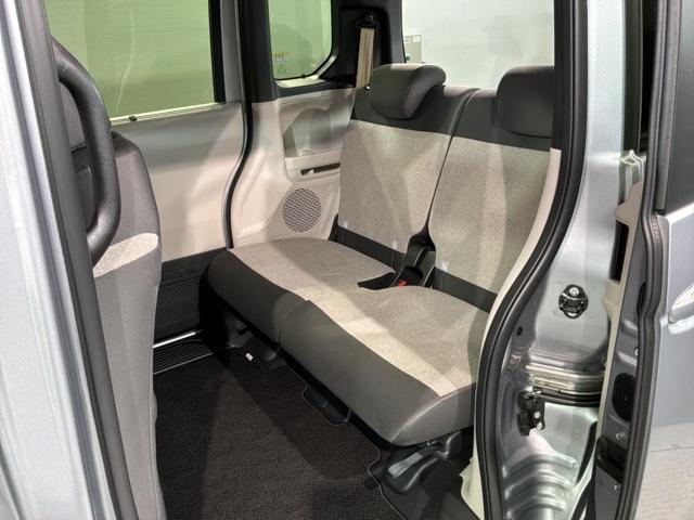 自社商品化センターにて内外装のクリーニングを実施しております！