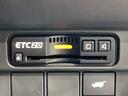 ｅ：ＨＥＶ　Ｚ　最長５年保証　禁煙試乗車　ナビ　フルセグ　Ｒカメラ　ＢＴＡｕｄｉｏ　ＵＳＢ　ステリモ　ハンズフリー　マルチビュー　革ハンドル　シートヒーター　ブレーキホールド　ＬＥＤオートライト　パドルシフト　保証書(12枚目)