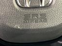 ベースグレード　ＨｏｎｄａＳＥＮＳＩＮＧ　試乗禁煙車　ワンオ－ナ－　ナビＬＸＵ－２４２ＮＢＩ　ＴＶ　Ｒカメラ　ＣＤ録音　ＢＴオーディオ　ＤＶＤ　シ－トヒ－タ－　ＥＴＣ　ＬＥＤライト　ＶＳＡ　片側電動　クルコン　ＬＫＡ（22枚目）