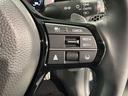 クルーズコントロールを装備しています。高速道路などで一定の速度で走ってくれるので運転が楽ですよ！速度を設定できますので、スピードの出しすぎにも注意できます。