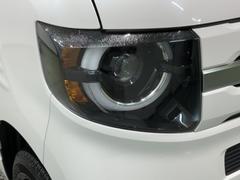 ＬＥＤヘッドライトは、点灯の瞬間から最大光量を発揮し、突然暗くなるトンネルなどでの安定感を高めます。 7