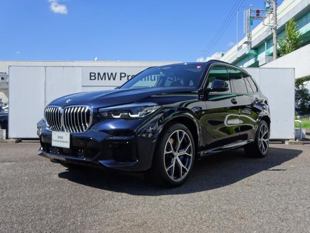 Ｘ５ ｘＤｒｉｖｅ　３５ｄ　Ｍスポーツ　ハイラインＰ　ブラックレザーシート　コンフォートＰ　パノラマＳＲ　２１ＡＷ　純正ナビ　純正ＥＴＣ　純正バックカメラ　マイルドハイブリッド　ワンオーナー　禁煙車　２年保証（2枚目）