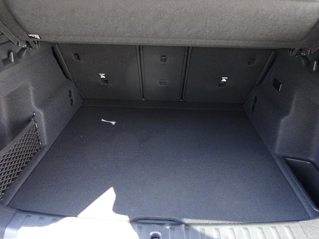 iX1 xDrive 30 Mスポーツ パノラマサンルーフ 19AW 全周囲カメラ 前車追従システム LEDヘッドライト 電動テールゲート シートヒーター ワンオーナー 禁煙車 2年保証(19枚目)