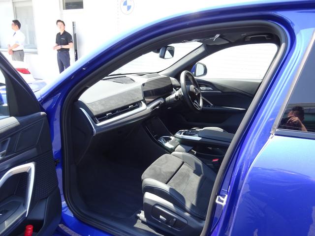 Ｘ２ ｘＤｒｉｖｅ　２０ｉ　Ｍスポーツ　２０ＡＷ　全周囲カメラ　前車追従システム　シートヒーター　純正ナビ　純正ＥＴＣ　電動テールゲート　ＬＥＤヘッドライト　ワンオーナー　禁煙車　２年保証（19枚目）