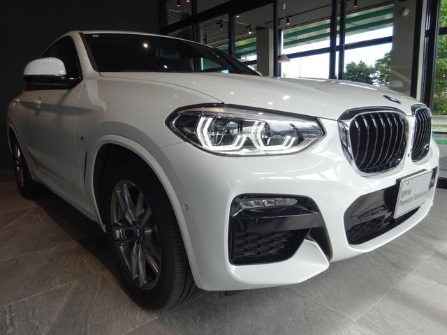 Ｘ４ ｘＤｒｉｖｅ　２０ｄ　Ｍスポーツ　１９ＡＷ　ブラックレザー　全周囲カメラ　ＬＥＤヘッドライト　電動テールゲート　純正ナビゲーション　純正ＥＴＣ　ワンオーナー　禁煙車　２年保証（5枚目）