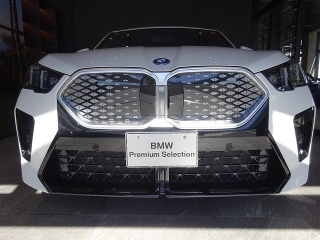 ｉＸ２ ｘＤｒｉｖｅ　３０　Ｍスポーツ　ハイラインパッケージ　ハーマンカードン　２０ＡＷ　ブラックレザー　ステアリングホイールヒーティング　純正ナビゲーション　純正ＥＴＣ　ＬＥＤヘッドライト　ワンオーナー　禁煙車　２年保証（4枚目）