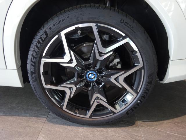 ｉＸ２ ｘＤｒｉｖｅ　３０　Ｍスポーツ　ハイラインパッケージ　ハーマンカードン　２０ＡＷ　ブラックレザー　ステアリングホイールヒーティング　純正ナビゲーション　純正ＥＴＣ　ＬＥＤヘッドライト　ワンオーナー　禁煙車　２年保証（8枚目）