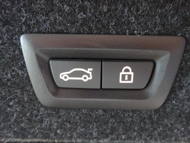 ４シリーズ ４２０ｉクーペ　Ｍスポーツ　コンフォートパッケージ　ガラスサンルーフ　１８ＡＷ　全周囲カメラ　前車追従システム　純正ナビゲーション　純正ＥＴＣ　ＬＥＤヘッドライト　ワンオーナー　禁煙車　２年保証（17枚目）