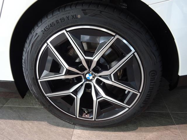 ５シリーズ ５２３ｉ　Ｍスポーツ　ブラック・レザー　１９アルミホイール　全周囲カメラ　前車追従システム　純正ナビゲーション　純正ＥＴＣ　ＬＥＤヘッドライト　ワンオーナー　禁煙車　２年保証（9枚目）