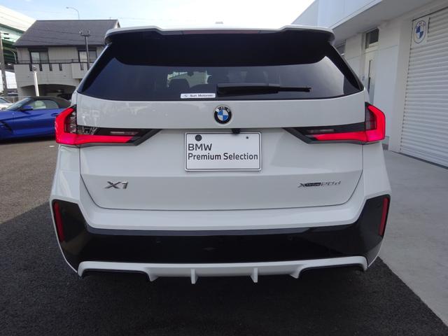 ＢＭＷ正規販売店のお車は、全てのお車にＢＭＷ認定中古車保証書が発行されます。保証約款もございますので、保証内容が明確でございます。お客様にご安心してお乗り頂けますよう、全力でお客様をサポート致します。