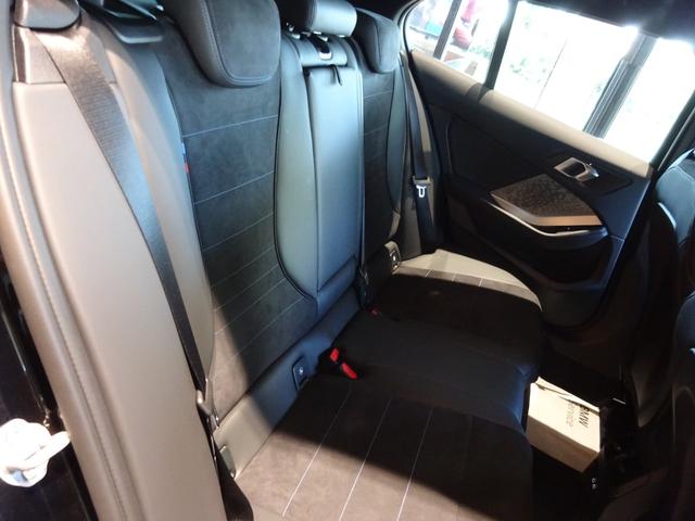 １シリーズ １２０ｄ　Ｍスポーツ　テクノロジーパッケージ　１８ＡＷ　全周囲カメラ　前車追従システム　純正ナビゲーション　純正ＥＴＣ　ＬＥＤヘッドライト　ワンオーナー　禁煙車　２年保証（16枚目）