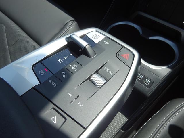 X1 xDrive 20d xライン 18AW 純正ナビ 純正ETC 純正バックカメラ LEDヘッドライト 前車追従システム 全周囲カメラ 禁煙車 2年保証(28枚目)